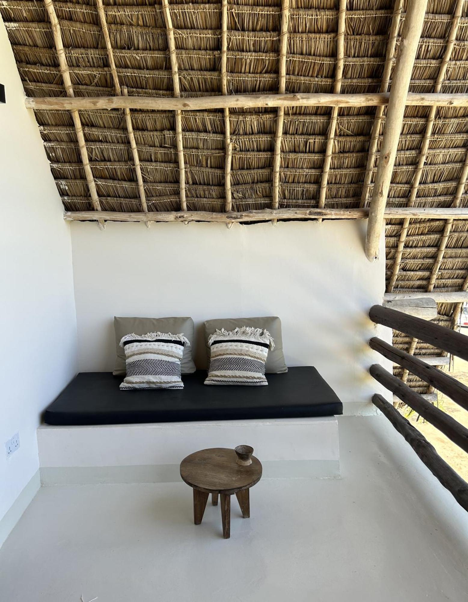 Kuwa Zanzibar Aparthotel Kiwengwa  Exterior photo